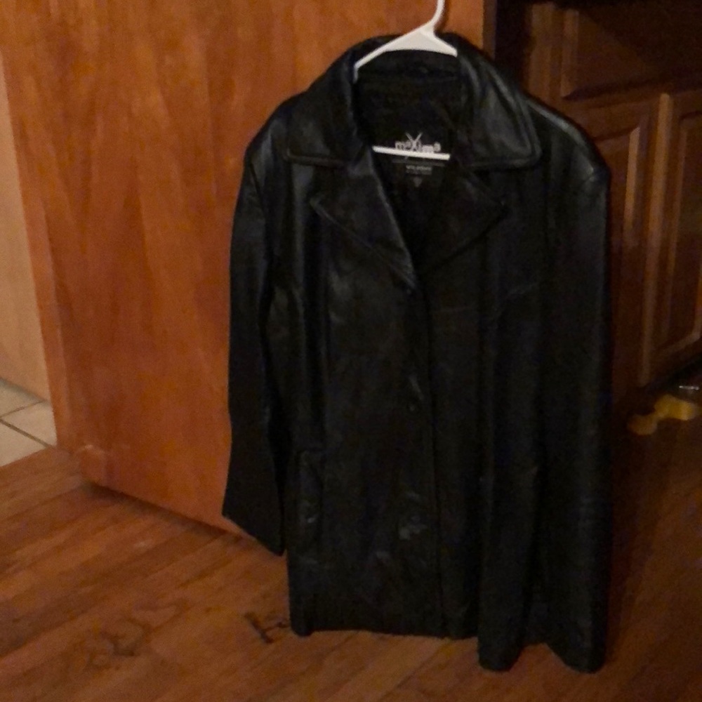Women’s leather coat